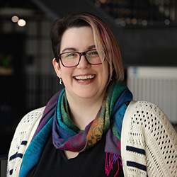 Vicki Bennett headshot