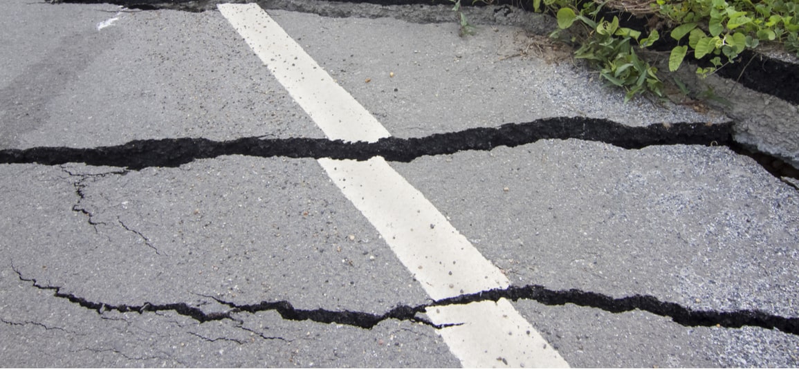 Road subsidence cracking